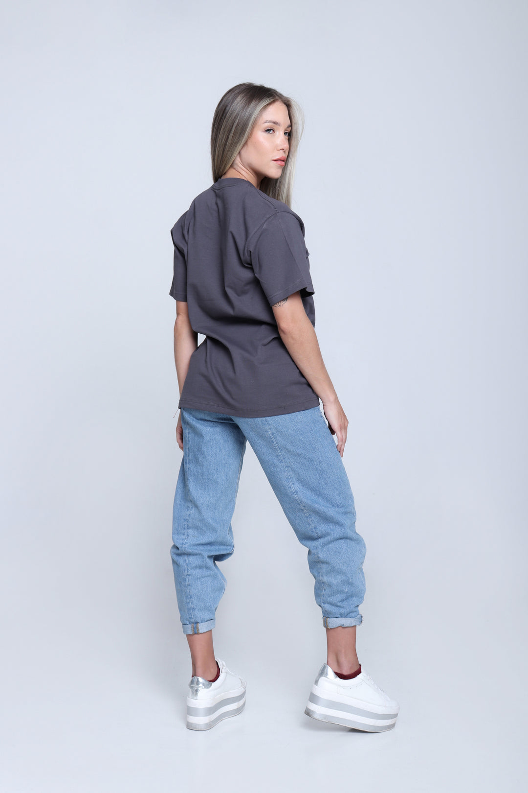 Franela Clásica Cuello O - Gris Oscuro - 1300GO-003 