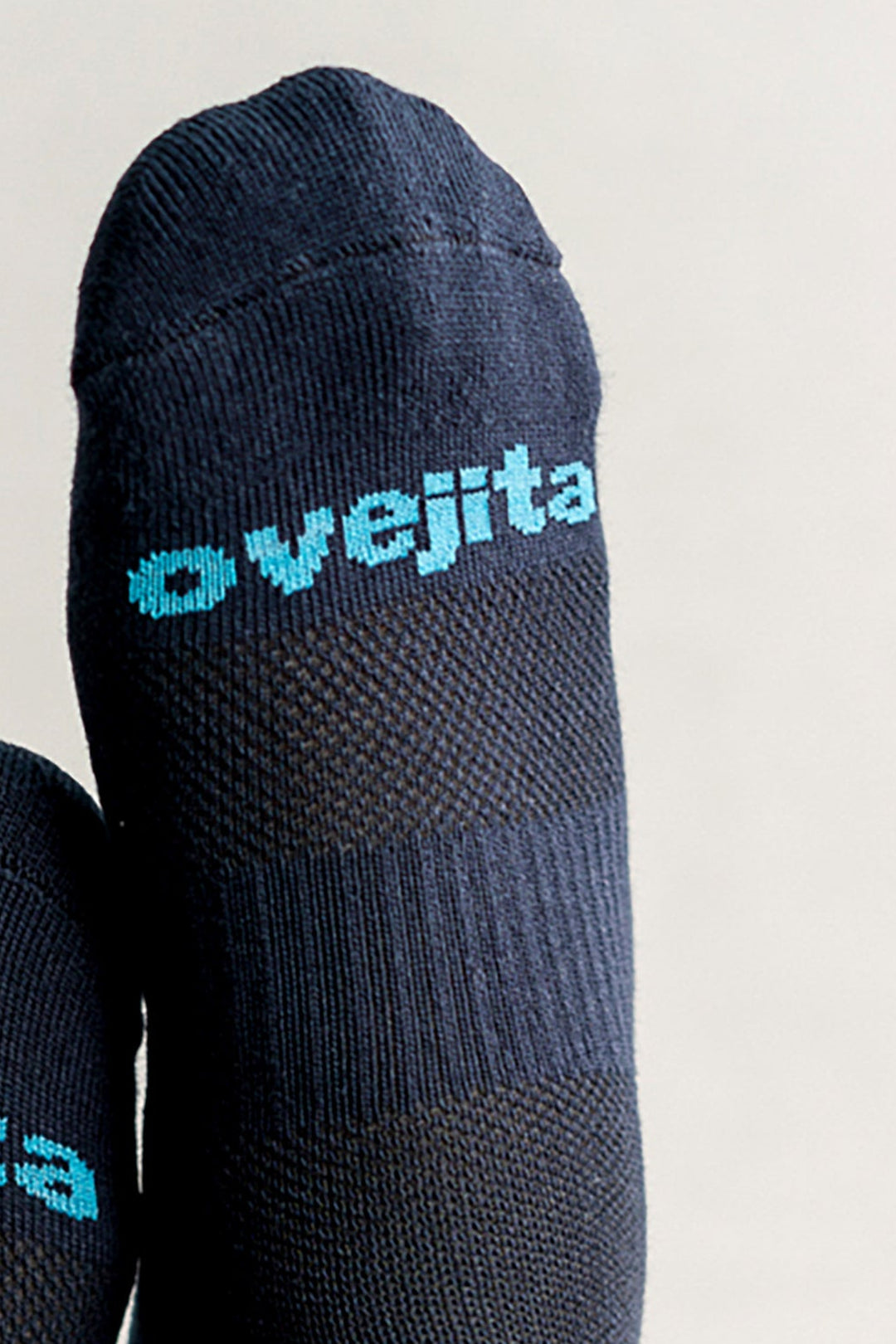 Medias Invisibles Deportivas 3229 · Color: ZM · Detalle de marca y malla 