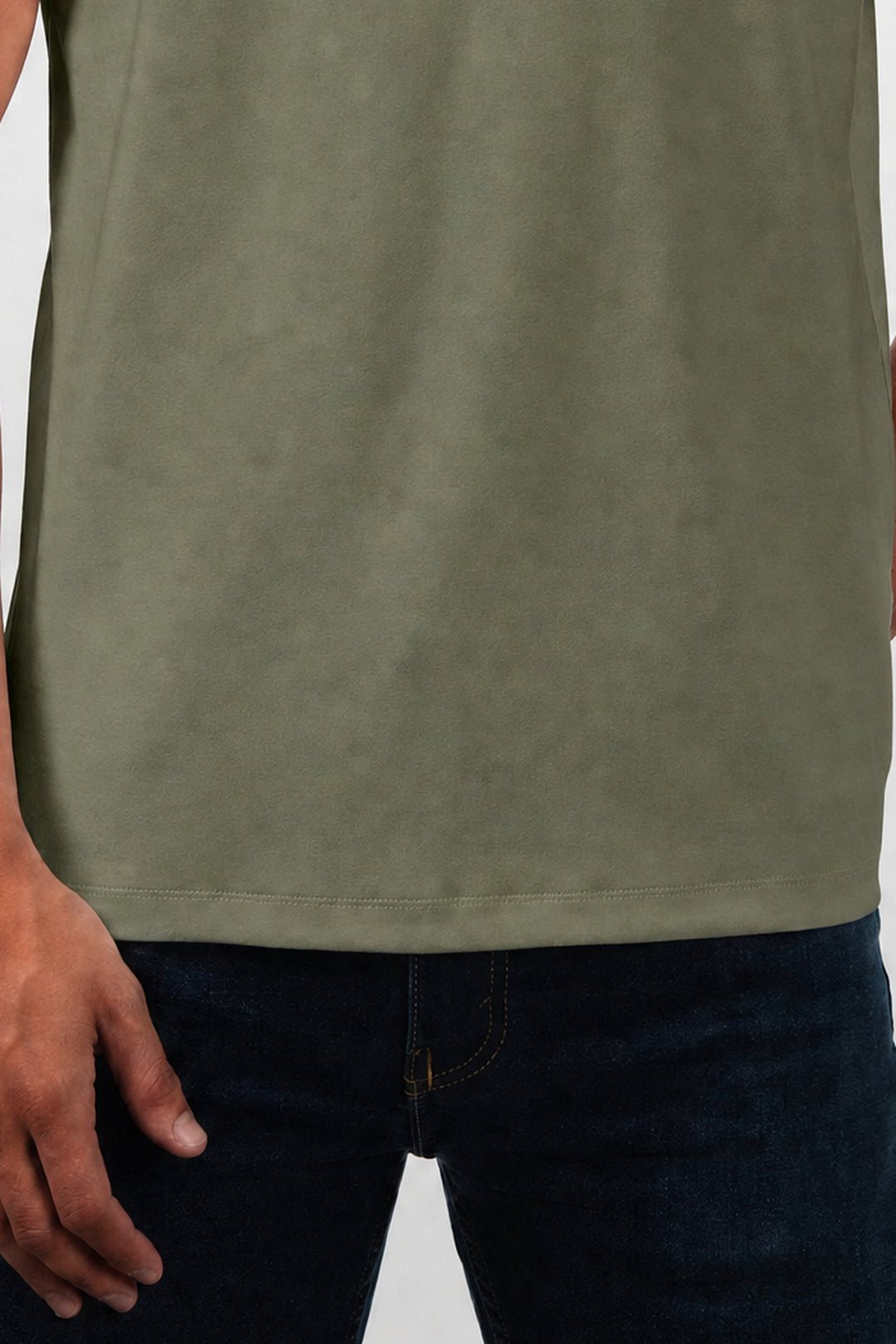 Franela Casual 1356 · Color: VO · Detalle del dobladillo y tejido 