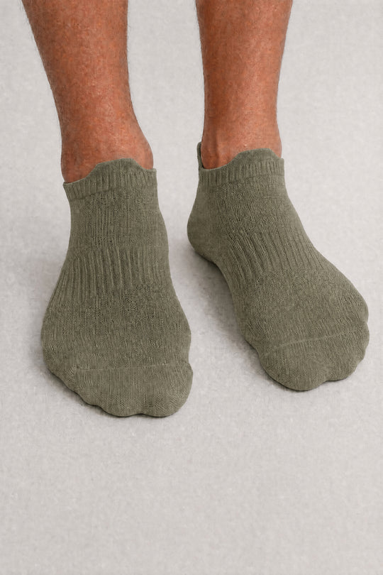 Medias Tobilleras Deportivas 3228 · Hombre · Color: VM · Frontal de los pies 