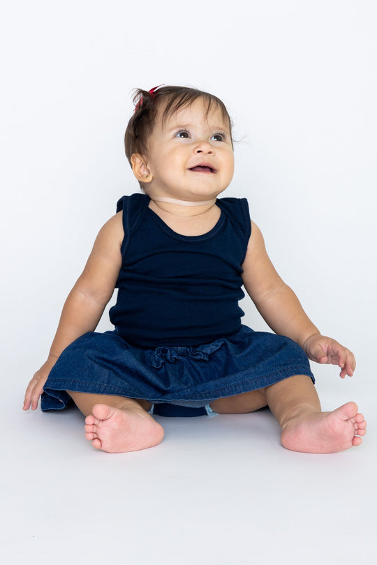 Almilla Clásica 1600 · Bebé niña · Color: ZM · Frontal sentada 