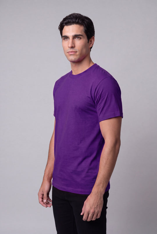 Franela Clásica Cuello O de hombre 1300MZ - Morado Nazareno - Foto 01 
