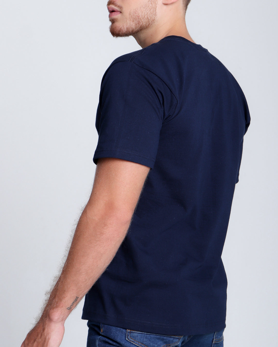 Franela Clásica Cuello V